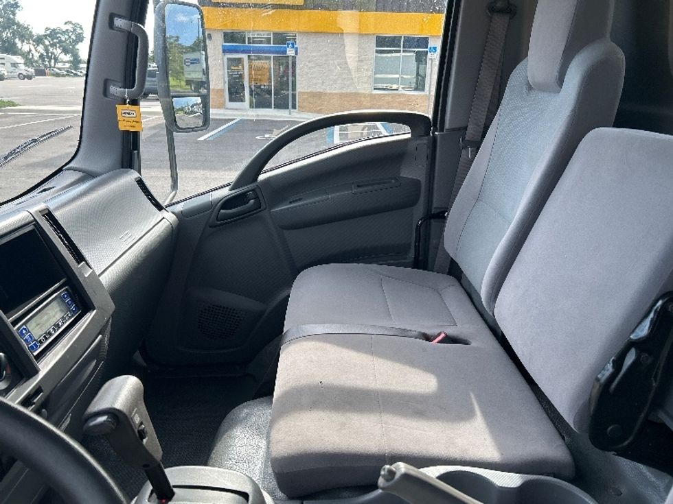 Refrigerated Truck-Light and Medium Duty Trucks-Isuzu-2022-NRR-Ocala-FL-191,510\n\t\tmiles-$ 44,500 - Image 19