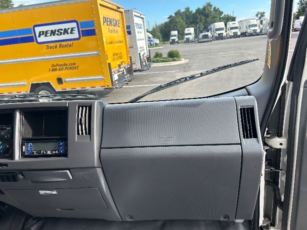 Refrigerated Truck-Light and Medium Duty Trucks-Isuzu-2022-NRR-Ocala-FL-191,510\n\t\tmiles-$ 44,500 - Image 21