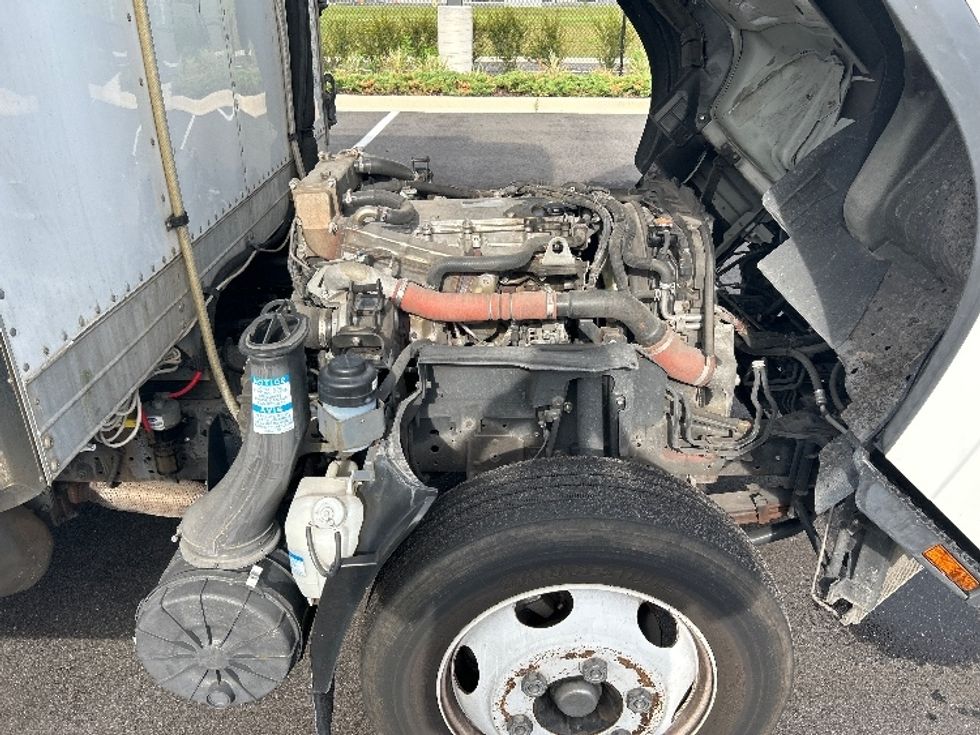 Refrigerated Truck-Light and Medium Duty Trucks-Isuzu-2022-NRR-Ocala-FL-191,510\n\t\tmiles-$ 44,500 - Image 23