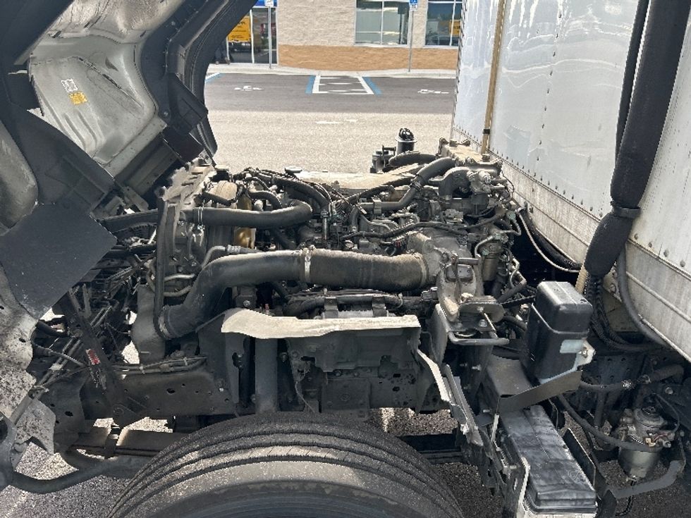 Refrigerated Truck-Light and Medium Duty Trucks-Isuzu-2022-NRR-Ocala-FL-191,510\n\t\tmiles-$ 44,500 - Image 24