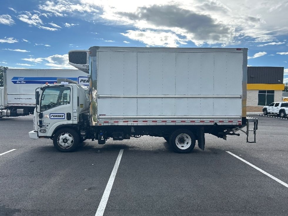Refrigerated Truck-Light and Medium Duty Trucks-Isuzu-2022-NRR-Ocala-FL-191,510\n\t\tmiles-$ 44,500 - Image 4