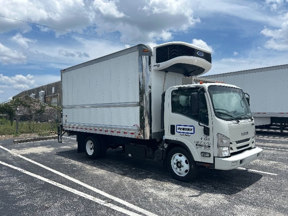 Refrigerated Truck-Light and Medium Duty Trucks-Isuzu-2022-NRR-Orlando-FL-203,257\n\t\tmiles-$ 39,000 - Image 1
