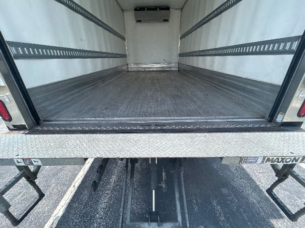 Refrigerated Truck-Light and Medium Duty Trucks-Isuzu-2022-NRR-Orlando-FL-203,257\n\t\tmiles-$ 39,000 - Image 10
