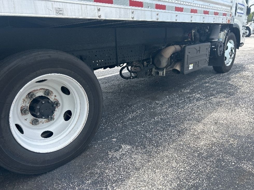 Refrigerated Truck-Light and Medium Duty Trucks-Isuzu-2022-NRR-Orlando-FL-203,257\n\t\tmiles-$ 39,000 - Image 14