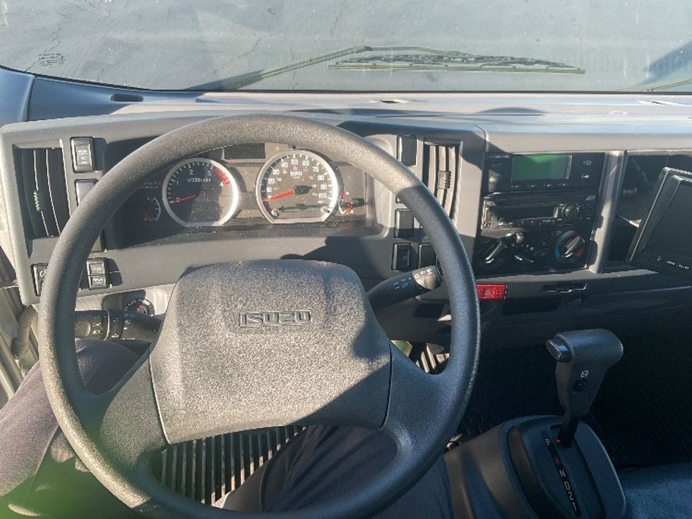 Refrigerated Truck-Light and Medium Duty Trucks-Isuzu-2022-NRR-Santa Ana-CA-35,375\n\t\tmiles-$ 72,000 - Image 18