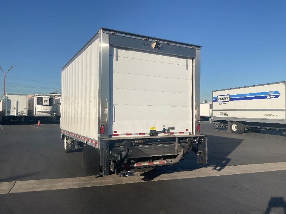 Refrigerated Truck-Light and Medium Duty Trucks-Isuzu-2022-NRR-Santa Ana-CA-35,375\n\t\tmiles-$ 72,000 - Image 6