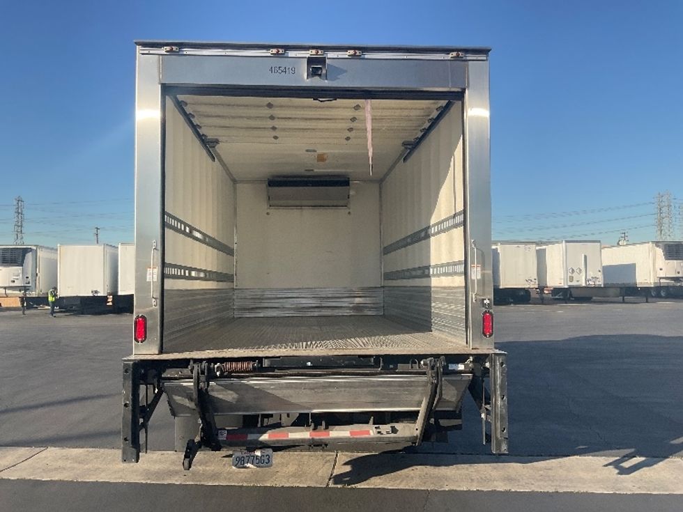 Refrigerated Truck-Light and Medium Duty Trucks-Isuzu-2022-NRR-Santa Ana-CA-35,375\n\t\tmiles-$ 72,000 - Image 8