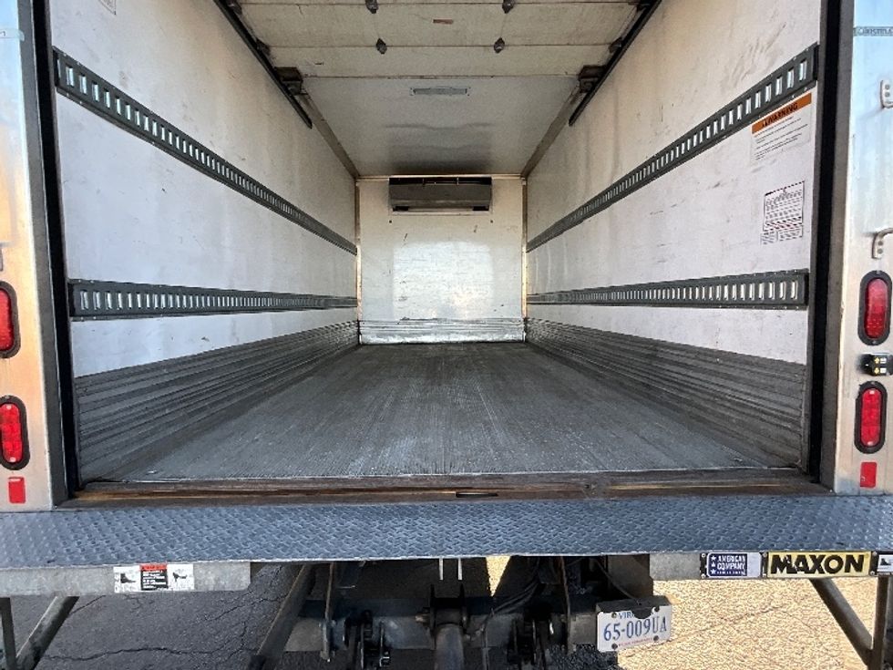 Refrigerated Truck-Light and Medium Duty Trucks-Isuzu-2022-NRR-Sterling-VA-144,556\n\t\tmiles-$ 51,250 - Image 10