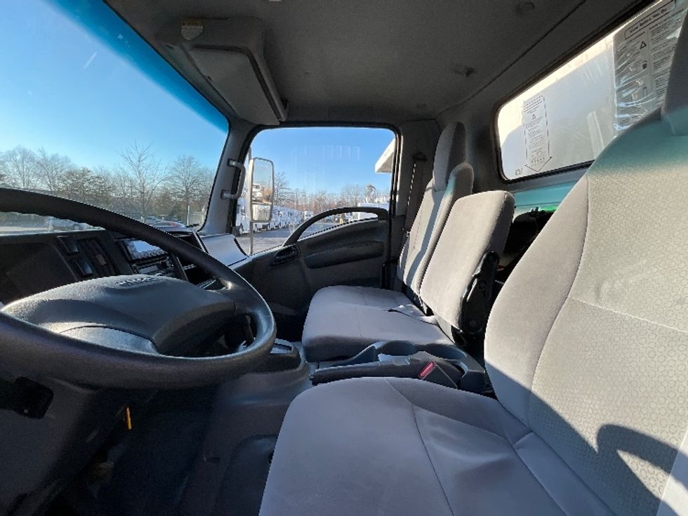 Refrigerated Truck-Light and Medium Duty Trucks-Isuzu-2022-NRR-Sterling-VA-144,556\n\t\tmiles-$ 51,250 - Image 19