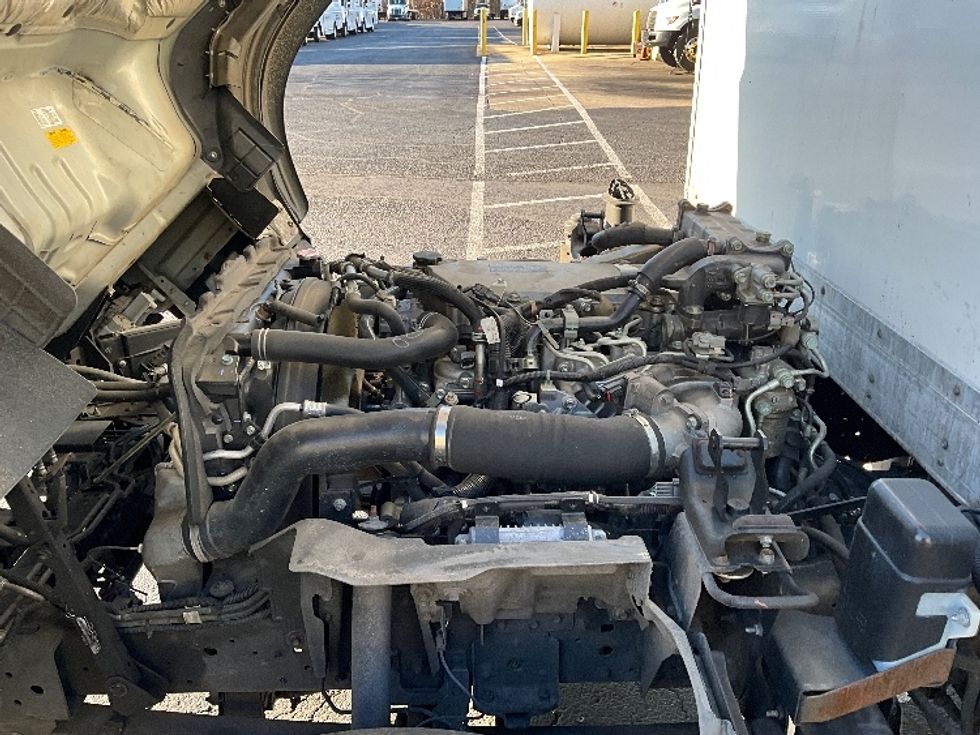 Refrigerated Truck-Light and Medium Duty Trucks-Isuzu-2022-NRR-Sterling-VA-144,556\n\t\tmiles-$ 51,250 - Image 24