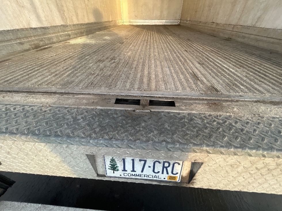 Refrigerated Truck-Light and Medium Duty Trucks-Isuzu-2023-NPR-Londonderry-NH-71,068\n\t\tmiles-$ 59,250 - Image 10