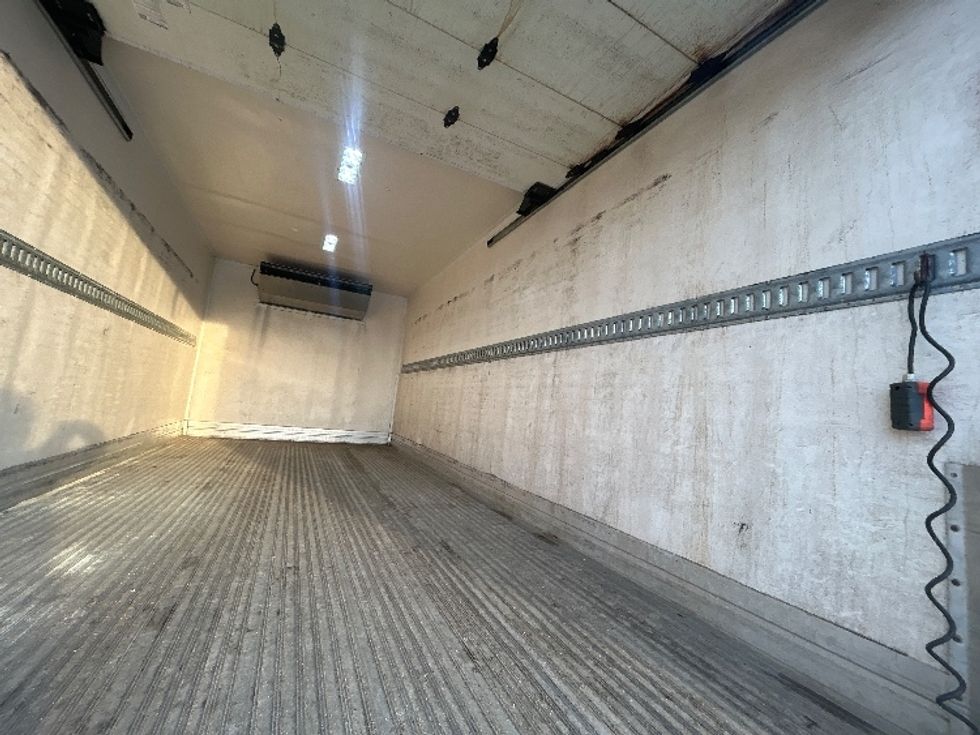 Refrigerated Truck-Light and Medium Duty Trucks-Isuzu-2023-NPR-Londonderry-NH-71,068\n\t\tmiles-$ 59,250 - Image 12