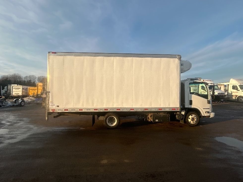 Refrigerated Truck-Light and Medium Duty Trucks-Isuzu-2023-NPR-Londonderry-NH-71,068\n\t\tmiles-$ 59,250 - Image 15