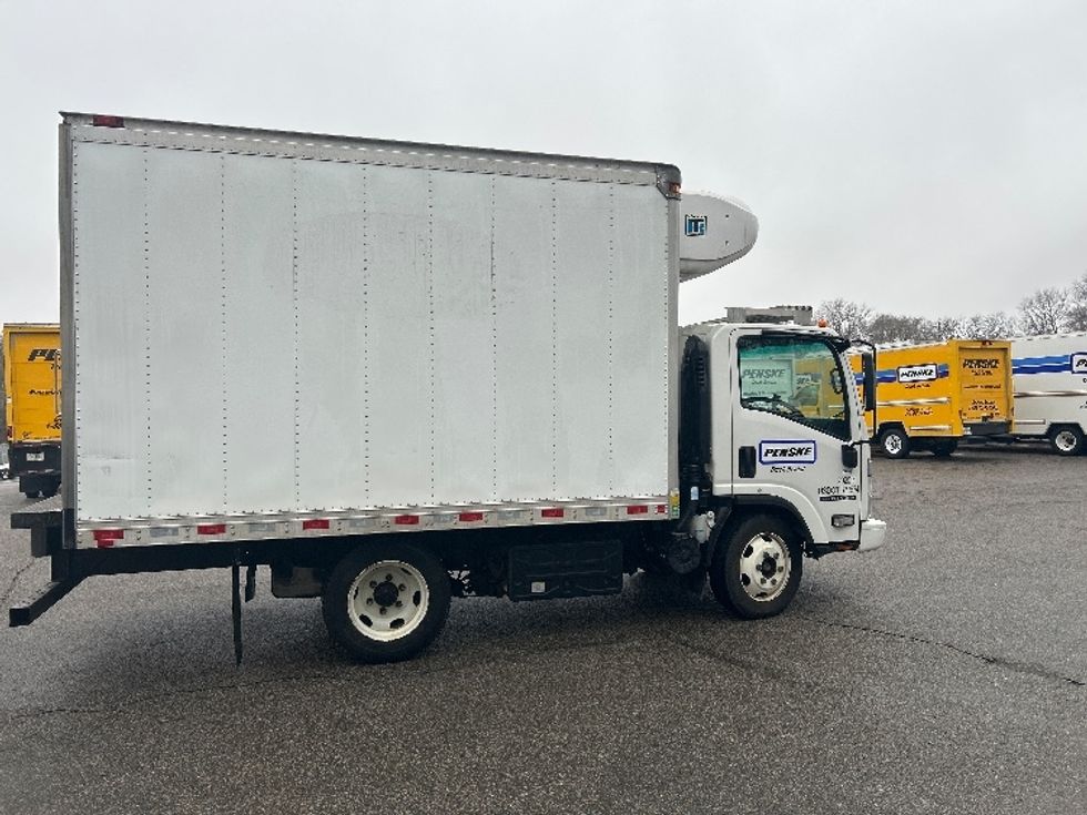 Refrigerated Truck-Light and Medium Duty Trucks-Isuzu-2023-NPRXD-Braintree-MA-156,036\n\t\tmiles-$ 47,000 - Image 15