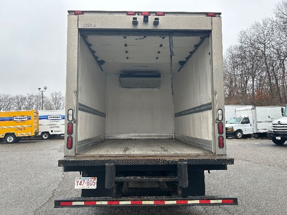 Refrigerated Truck-Light and Medium Duty Trucks-Isuzu-2023-NPRXD-Braintree-MA-156,036\n\t\tmiles-$ 47,000 - Image 8
