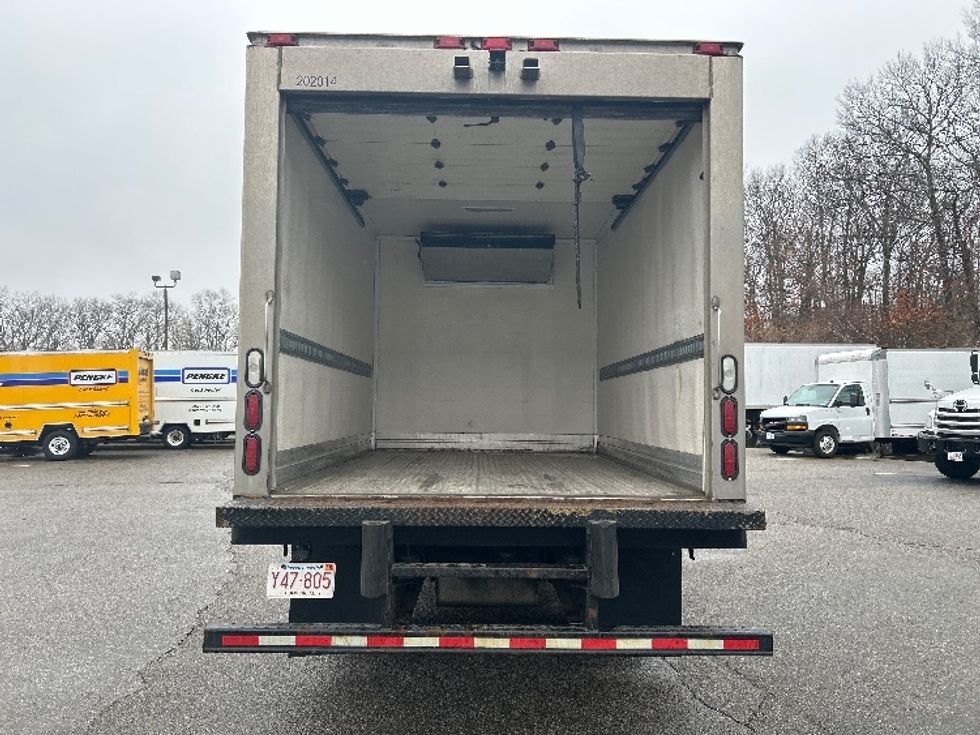 Refrigerated Truck-Light and Medium Duty Trucks-Isuzu-2023-NPRXD-Braintree-MA-156,036\n\t\tmiles-$ 47,000 - Image 9