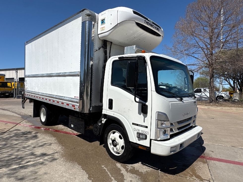 Refrigerated Truck-Light and Medium Duty Trucks-Isuzu-2023-NRR-Garland-TX-38,111\n\t\tmiles-$ 72,250 - Image 1