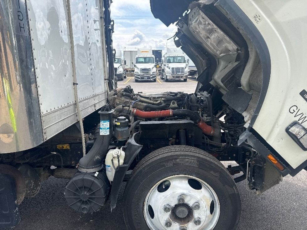 Refrigerated Truck-Light and Medium Duty Trucks-Isuzu-2023-NRR-Twinsburg-OH-82,174\n\t\tmiles-$ 69,750 - Image 23