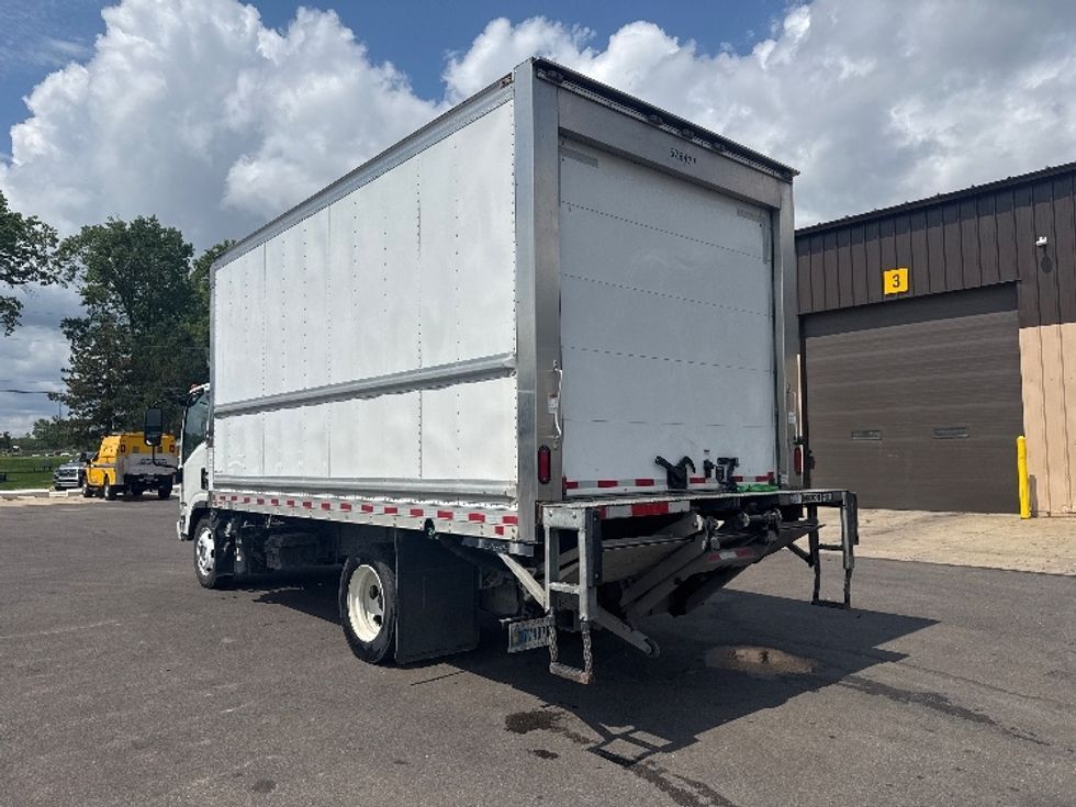 Refrigerated Truck-Light and Medium Duty Trucks-Isuzu-2023-NRR-Twinsburg-OH-82,174\n\t\tmiles-$ 69,750 - Image 6