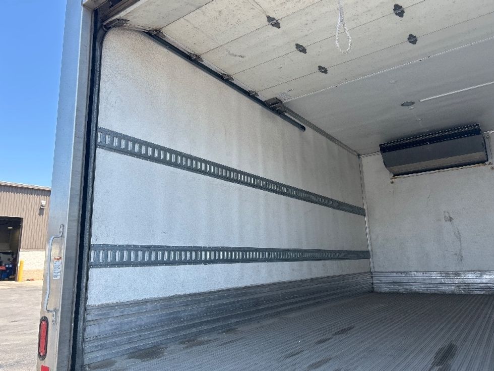 Refrigerated Truck-Light and Medium Duty Trucks-Isuzu-2023-NRR-Zelienople-PA-43,161\n\t\tmiles-$ 71,500 - Image 11