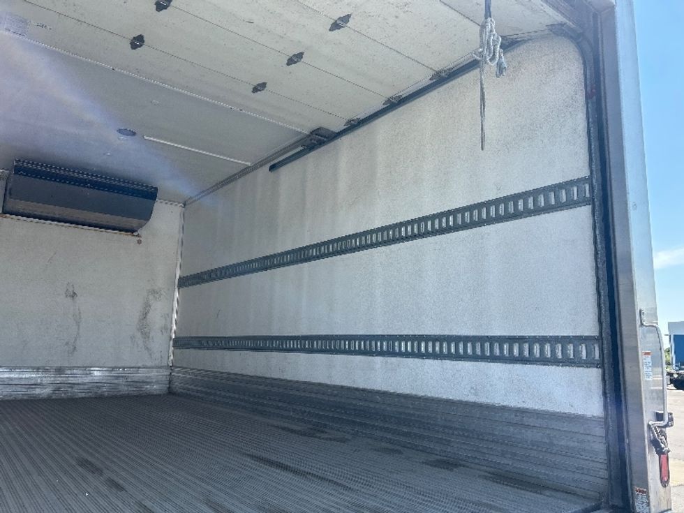 Refrigerated Truck-Light and Medium Duty Trucks-Isuzu-2023-NRR-Zelienople-PA-43,161\n\t\tmiles-$ 71,500 - Image 12