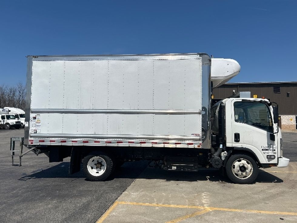 Refrigerated Truck-Light and Medium Duty Trucks-Isuzu-2023-NRR-Zelienople-PA-43,161\n\t\tmiles-$ 71,500 - Image 15
