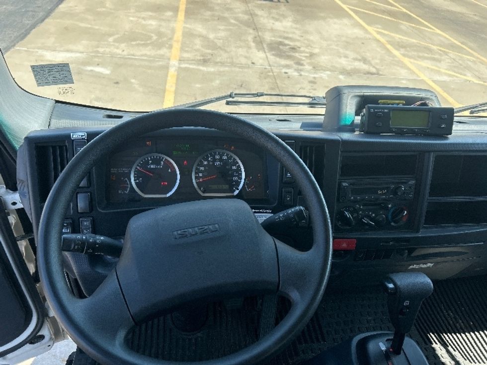 Refrigerated Truck-Light and Medium Duty Trucks-Isuzu-2023-NRR-Zelienople-PA-43,161\n\t\tmiles-$ 71,500 - Image 18