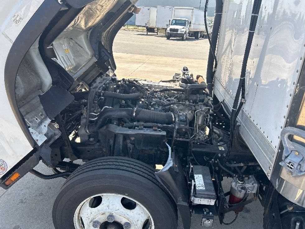 Refrigerated Truck-Light and Medium Duty Trucks-Isuzu-2023-NRR-Zelienople-PA-43,161\n\t\tmiles-$ 71,500 - Image 24