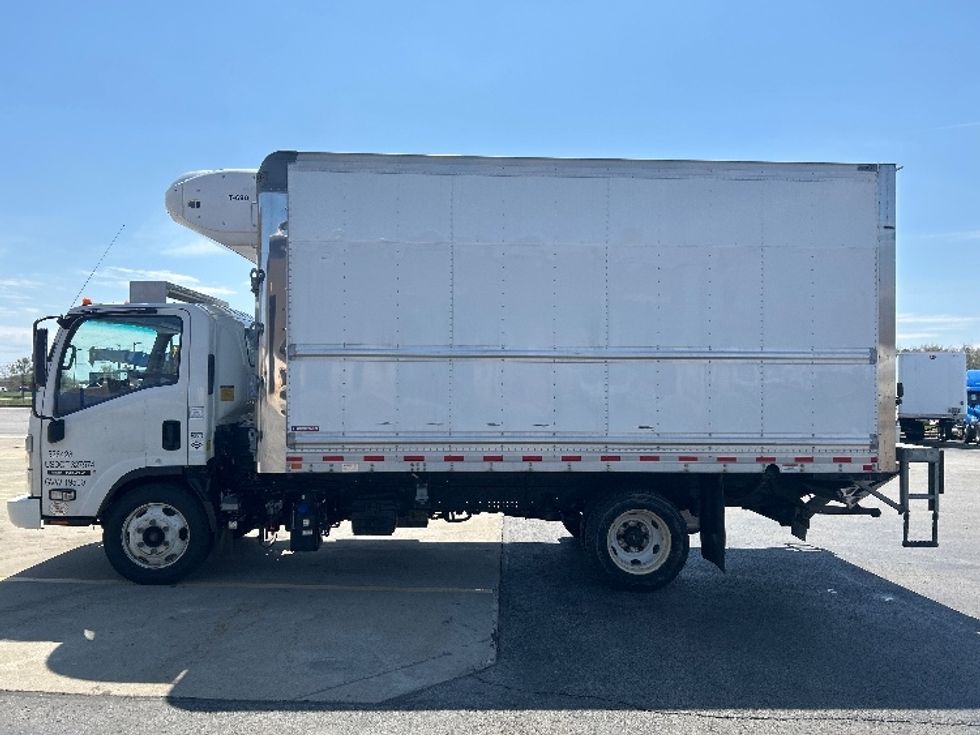 Refrigerated Truck-Light and Medium Duty Trucks-Isuzu-2023-NRR-Zelienople-PA-43,161\n\t\tmiles-$ 71,500 - Image 4