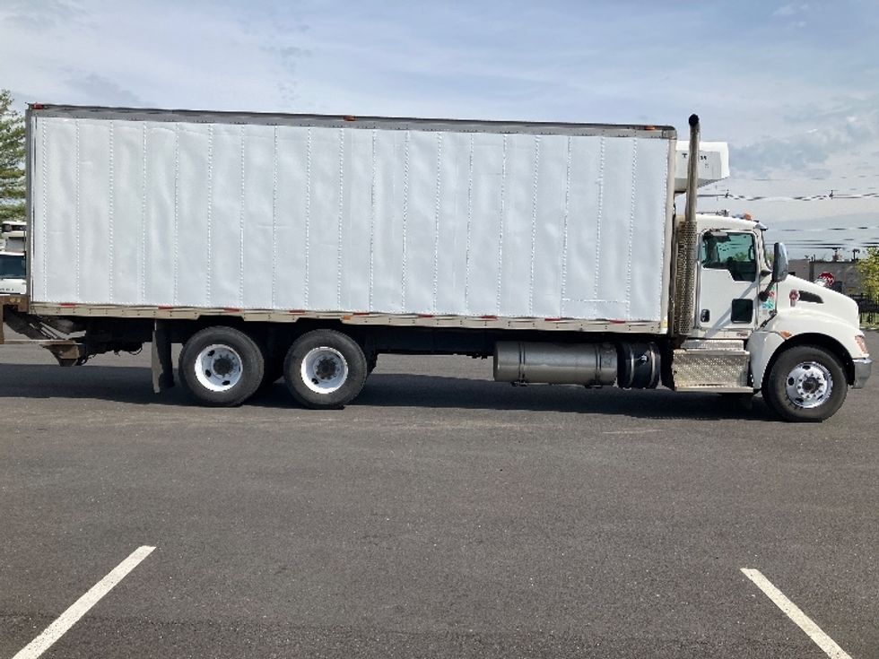 Refrigerated Truck-Light and Medium Duty Trucks-Kenworth-2012-T370-South Plainfield-NJ-272,192\n\t\tmiles-$ 31,000 - Image 15