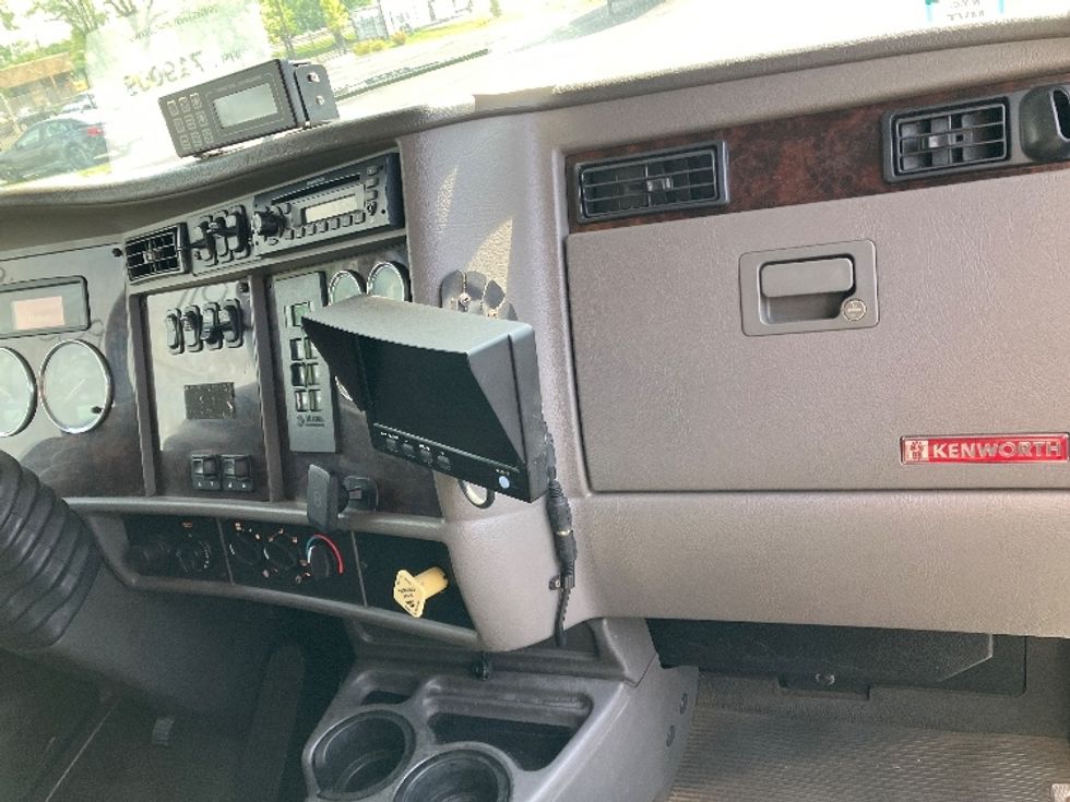 Refrigerated Truck-Light and Medium Duty Trucks-Kenworth-2012-T370-South Plainfield-NJ-272,192\n\t\tmiles-$ 31,000 - Image 21