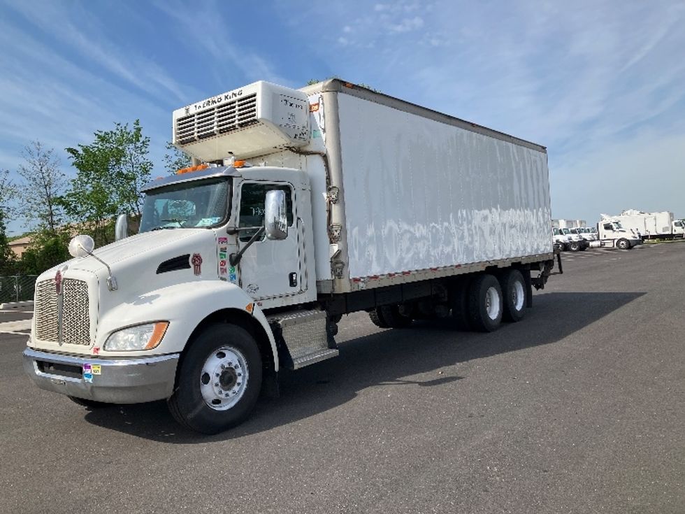 Refrigerated Truck-Light and Medium Duty Trucks-Kenworth-2012-T370-South Plainfield-NJ-272,192\n\t\tmiles-$ 31,000 - Image 3