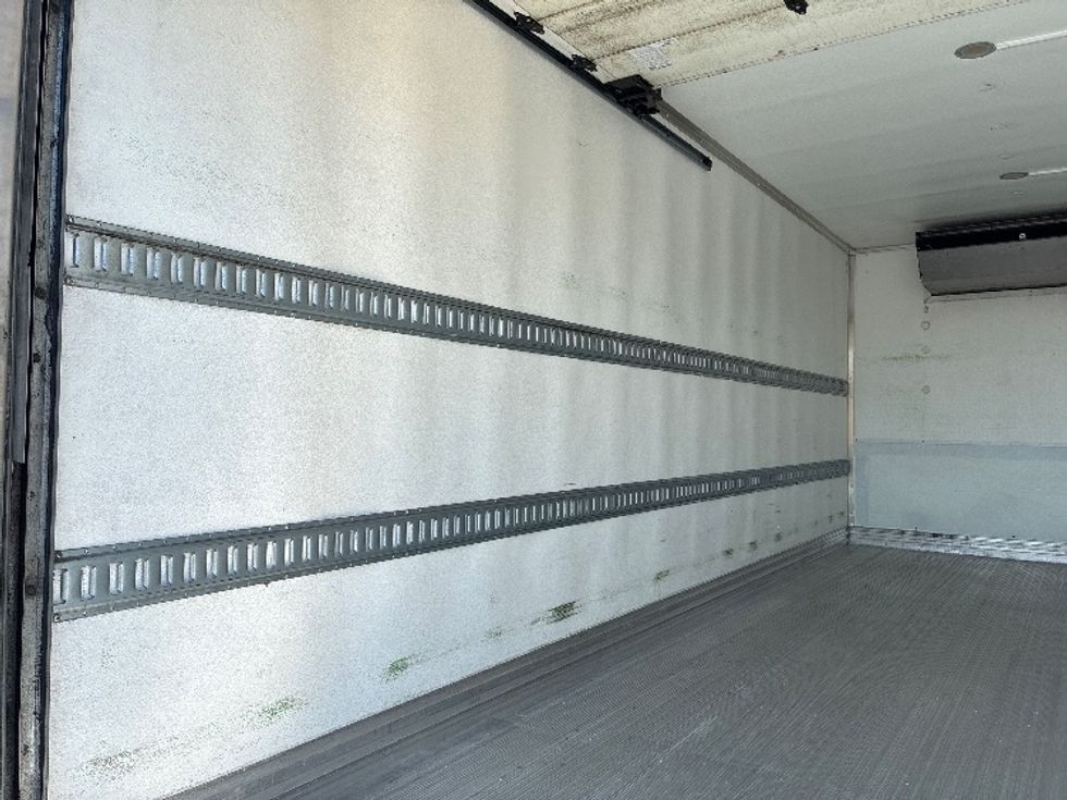 Refrigerated Truck-Light and Medium Duty Trucks-Kenworth-2017-T370-West Sacramento-CA-182,585\n\t\tmiles-$ 44,750 - Image 11