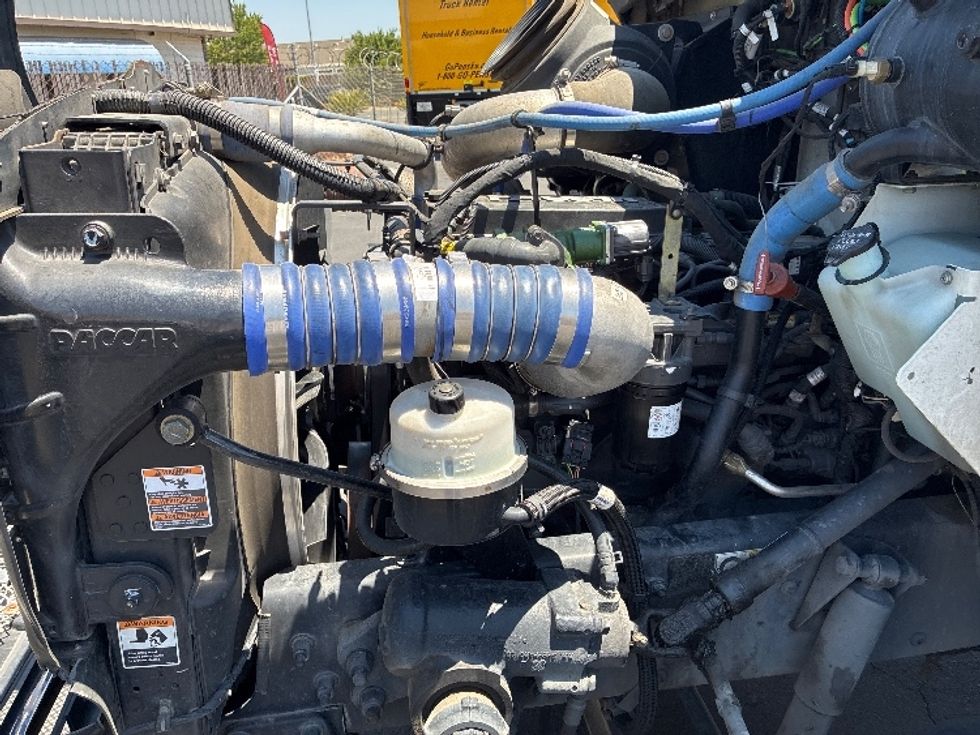 Refrigerated Truck-Light and Medium Duty Trucks-Kenworth-2017-T370-West Sacramento-CA-182,585\n\t\tmiles-$ 44,750 - Image 24