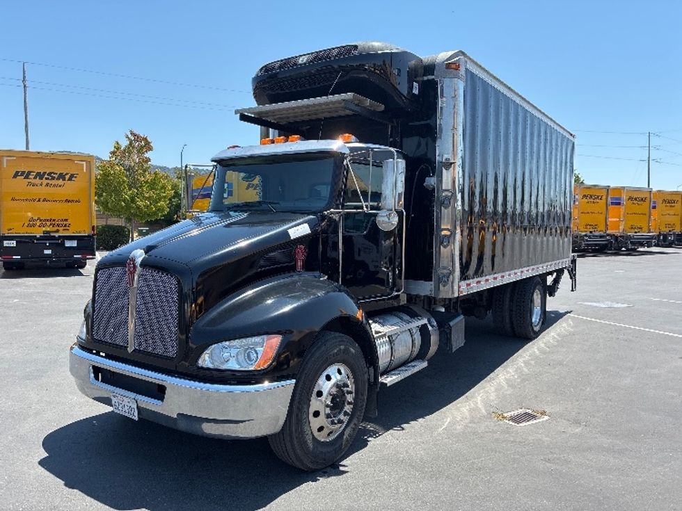 Refrigerated Truck-Light and Medium Duty Trucks-Kenworth-2017-T370-West Sacramento-CA-182,585\n\t\tmiles-$ 44,750 - Image 3