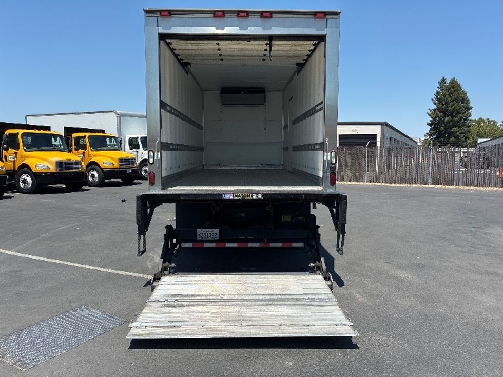 Refrigerated Truck-Light and Medium Duty Trucks-Kenworth-2017-T370-West Sacramento-CA-182,585\n\t\tmiles-$ 44,750 - Image 9