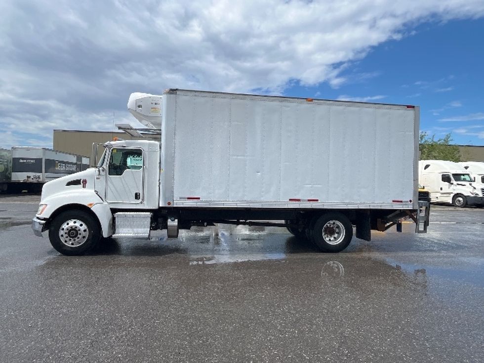 Refrigerated Truck-Light and Medium Duty Trucks-Kenworth-2018-T370-Ottawa-ON-469,249\n\t\tkm-$ 24,000 - Image 4