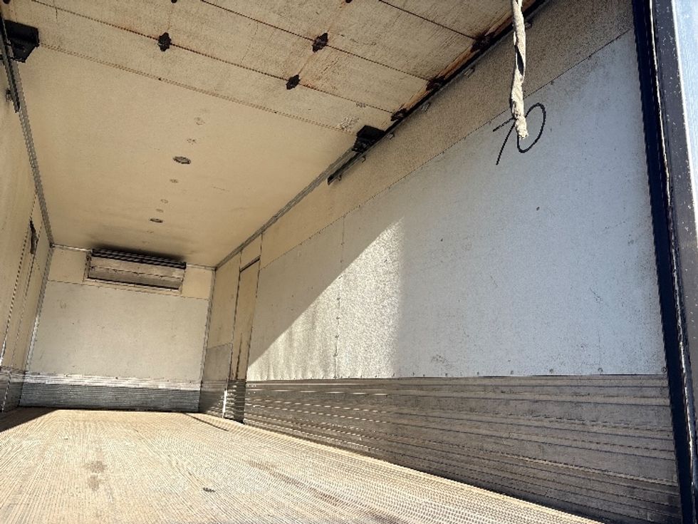 Refrigerated Truck-Light and Medium Duty Trucks-Mack-2022-MD7-Montgomery-NY-162,075\n\t\tmiles-$ 52,500 - Image 12