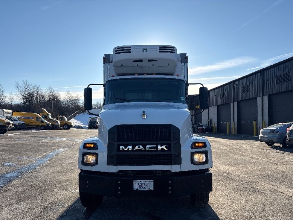 Refrigerated Truck-Light and Medium Duty Trucks-Mack-2022-MD7-Montgomery-NY-162,075\n\t\tmiles-$ 52,500 - Image 2