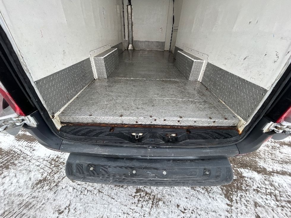 Refrigerated Truck-Light and Medium Duty Trucks-Mercedes-2020-Sprinter-Montreal-PQ-170,599\n\t\tkm-$ 38,500 - Image 10