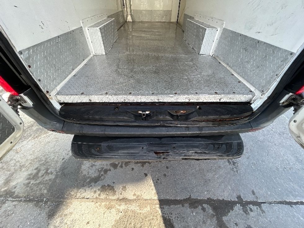Refrigerated Truck-Light and Medium Duty Trucks-Mercedes-2020-Sprinter-Saint Laurent-PQ-165,222\n\t\tkm-$ 12,750 - Image 8