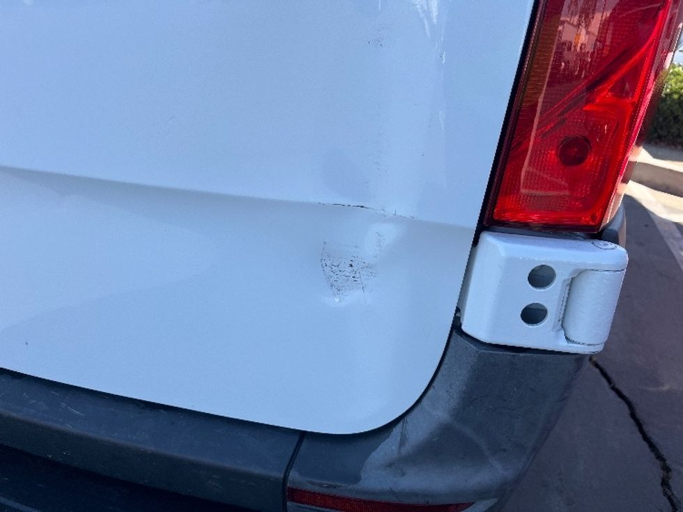 Refrigerated Truck-Light and Medium Duty Trucks-Mercedes-2021-Sprinter-Torrance-CA-86,280\n\t\tmiles-$ 45,000 - Image 26