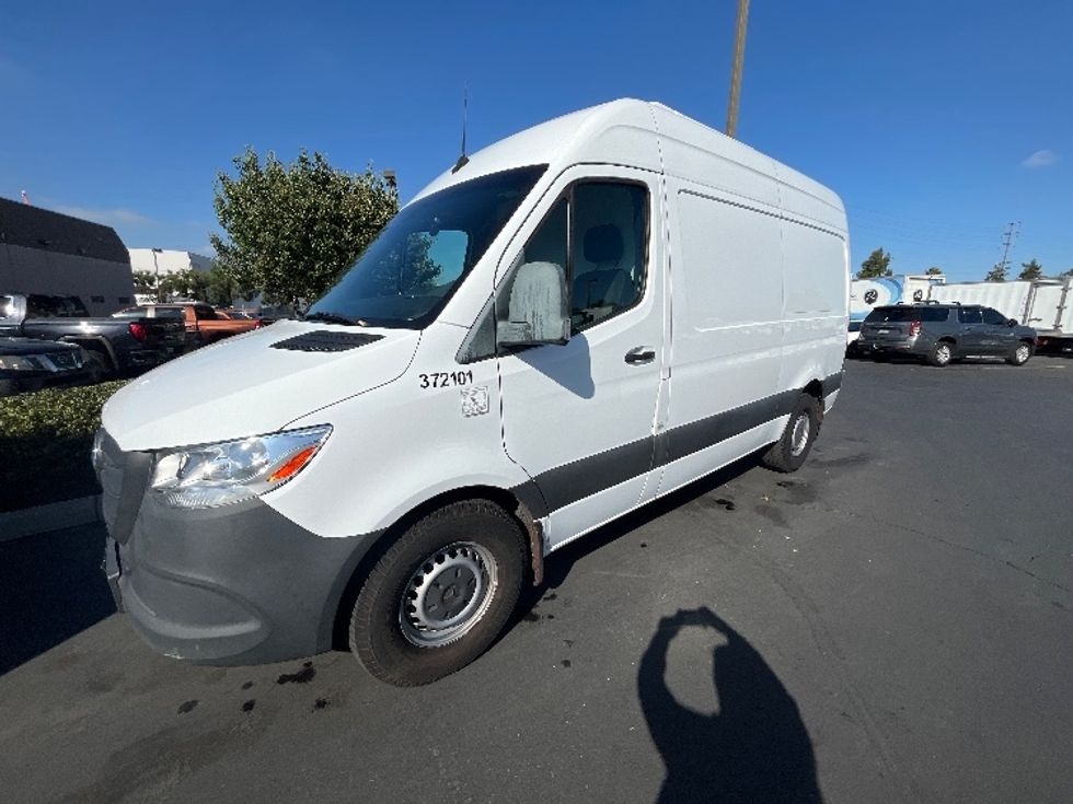 Refrigerated Truck-Light and Medium Duty Trucks-Mercedes-2021-Sprinter-Torrance-CA-86,280\n\t\tmiles-$ 45,000 - Image 3