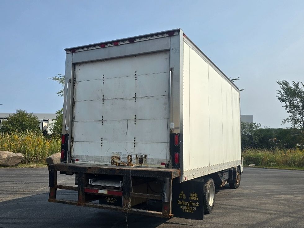 Refrigerated Truck-Light and Medium Duty Trucks-Mitsubishi-2017-FUSO FE140-New Berlin-WI-124,755\n\t\tmiles-$ 41,000 - Image 12