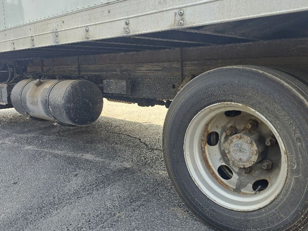 Refrigerated Truck-Light and Medium Duty Trucks-Mitsubishi-2017-FUSO FE140-New Berlin-WI-124,755\n\t\tmiles-$ 41,000 - Image 5