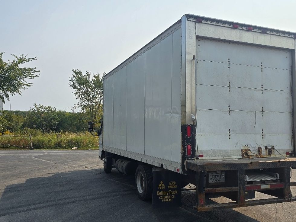 Refrigerated Truck-Light and Medium Duty Trucks-Mitsubishi-2017-FUSO FE140-New Berlin-WI-124,755\n\t\tmiles-$ 41,000 - Image 6