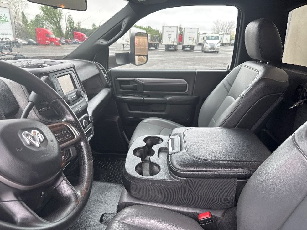 Refrigerated Truck-Light and Medium Duty Trucks-RAM-2022-5500-Muskogee-OK-123,574\n\t\tmiles-$ 59,000 - Image 20