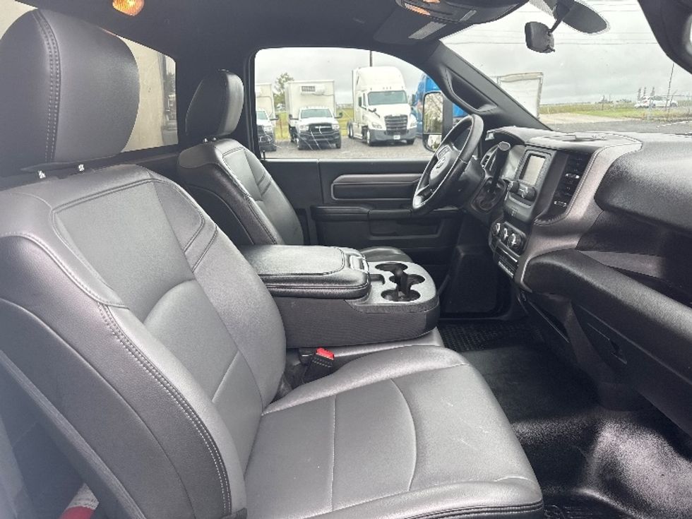 Refrigerated Truck-Light and Medium Duty Trucks-RAM-2022-5500-Muskogee-OK-123,574\n\t\tmiles-$ 59,000 - Image 22