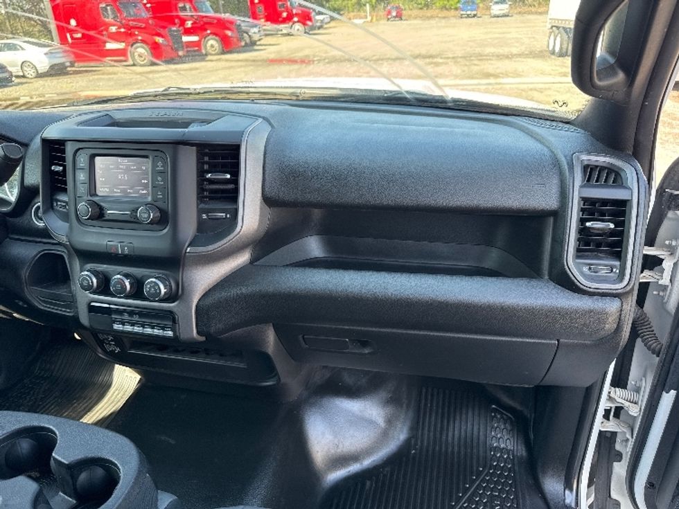 Refrigerated Truck-Light and Medium Duty Trucks-RAM-2022-5500-Muskogee-OK-132,345\n\t\tmiles-$ 54,500 - Image 21