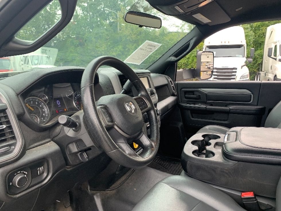 Refrigerated Truck-Light and Medium Duty Trucks-RAM-2022-5500-Nashville-TN-137,040\n\t\tmiles-$ 51,750 - Image 16